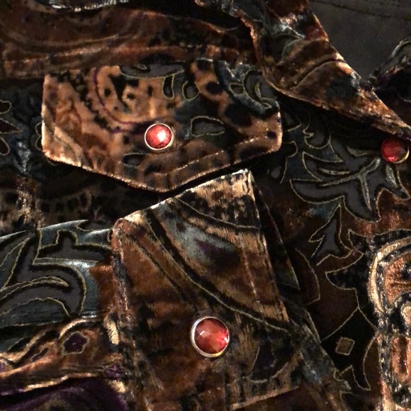 New frontier clothing company Inc. size small - Picture 2 of 8